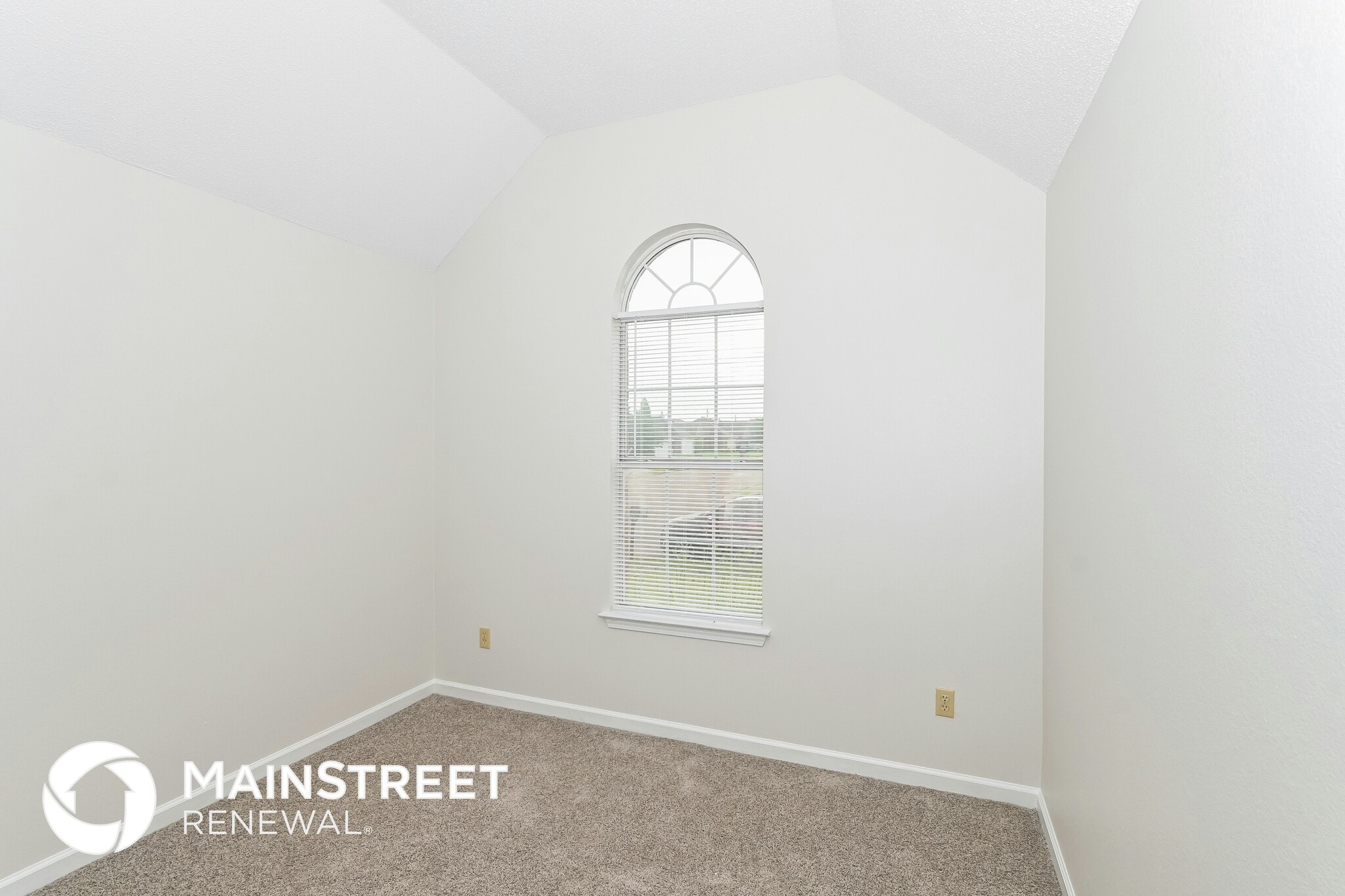 Building Photo - 1053 Scofield Dr