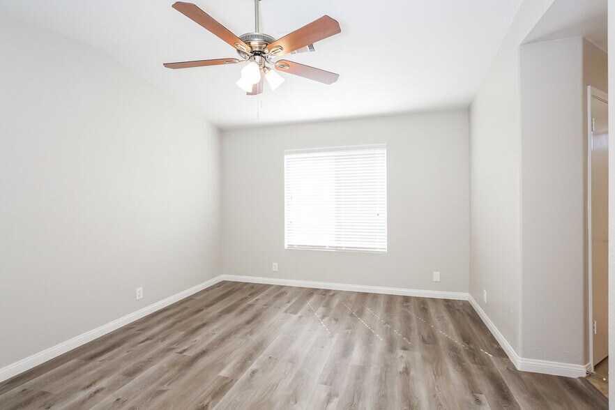 Building Photo - 7909 Rustic Canyon Ct