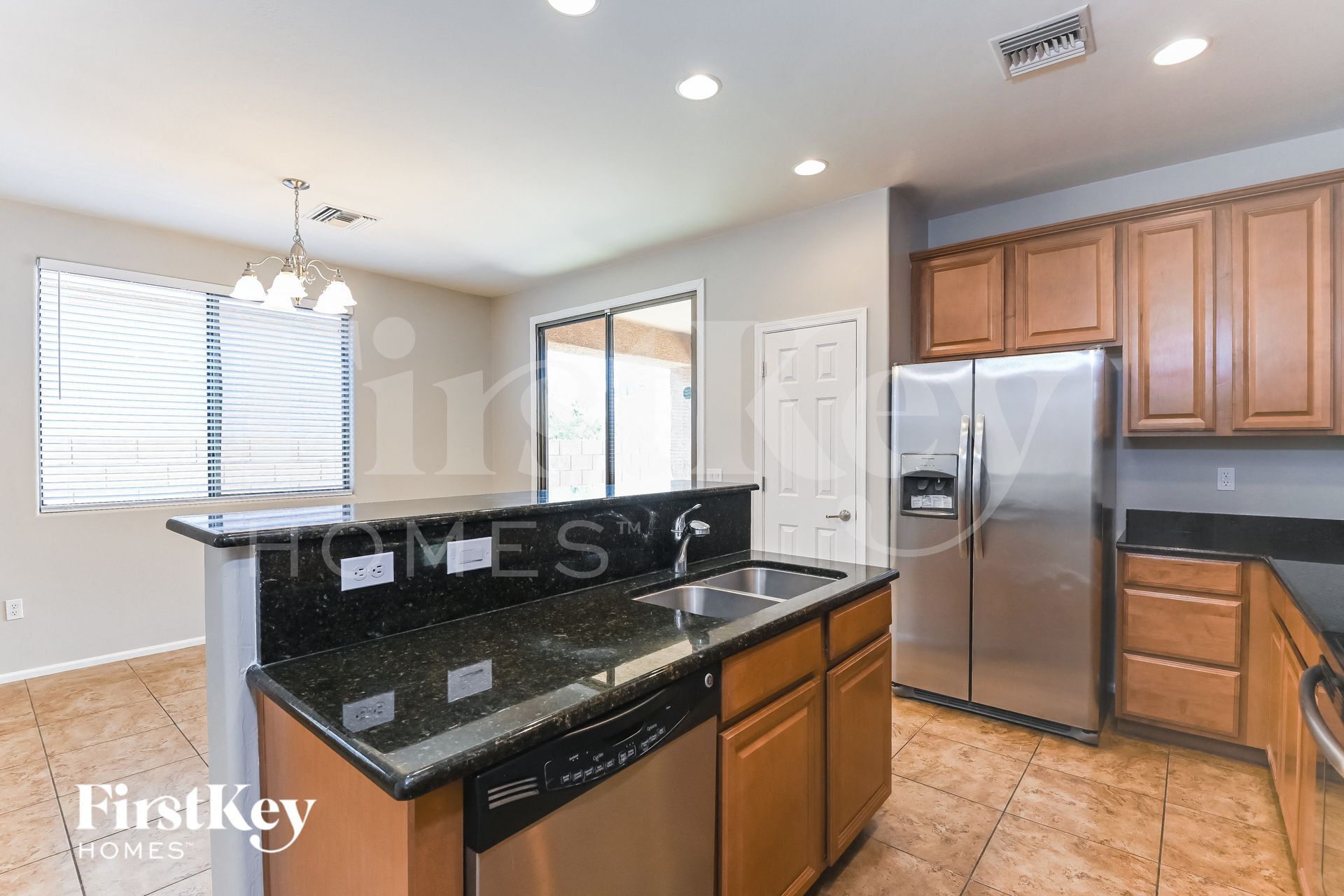 Building Photo - 3246 S Lakeside Ridge Loop