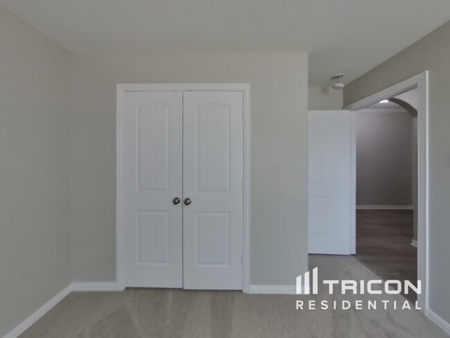 Building Photo - 1367 Star Meadow