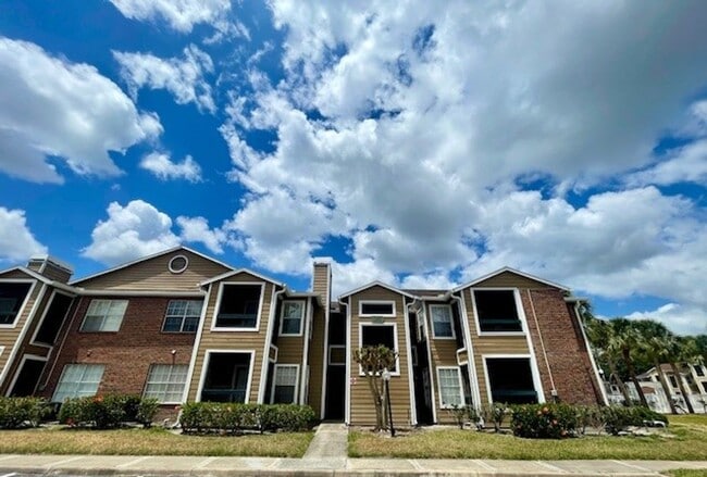 Primary Photo - First Floor 1 Bedroom Condo In Orlando Area!