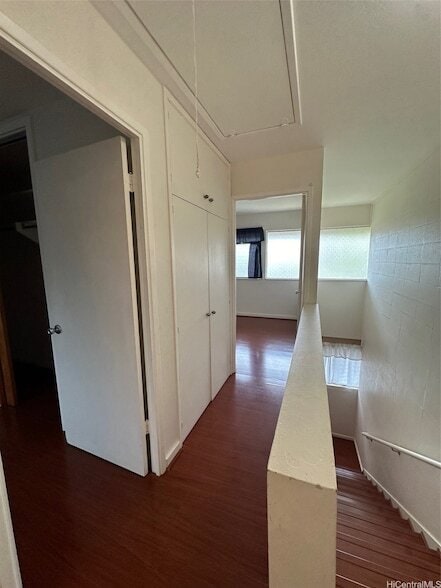 Building Photo - 4894 Kilauea Ave