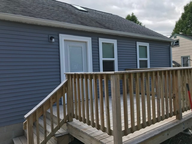 Building Photo - 505 E Johnson St