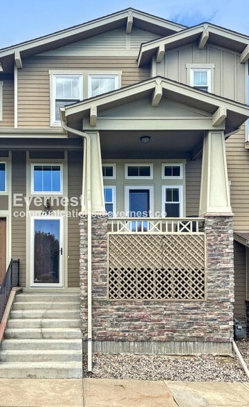 Primary Photo - 1745 Venice Ln
