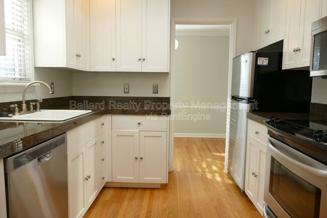 Building Photo - 7348 10th Ave NW