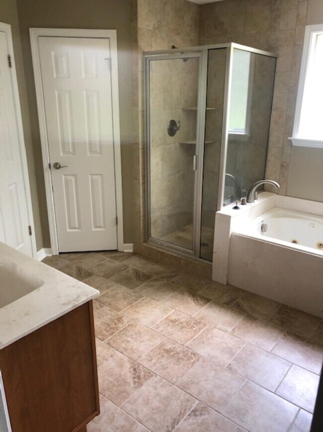 Building Photo - 1386 Milestone Cir