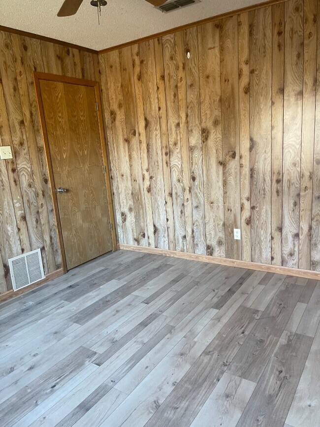 Building Photo - 2870 Fm 2659