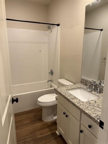 Building Photo - 5670 Shadowbend Cir N