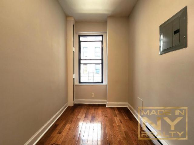 Building Photo - 1 bedroom in ASTORIA NY 11103