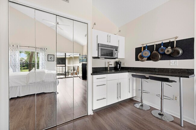 Building Photo - 11863 Wimbledon Cir