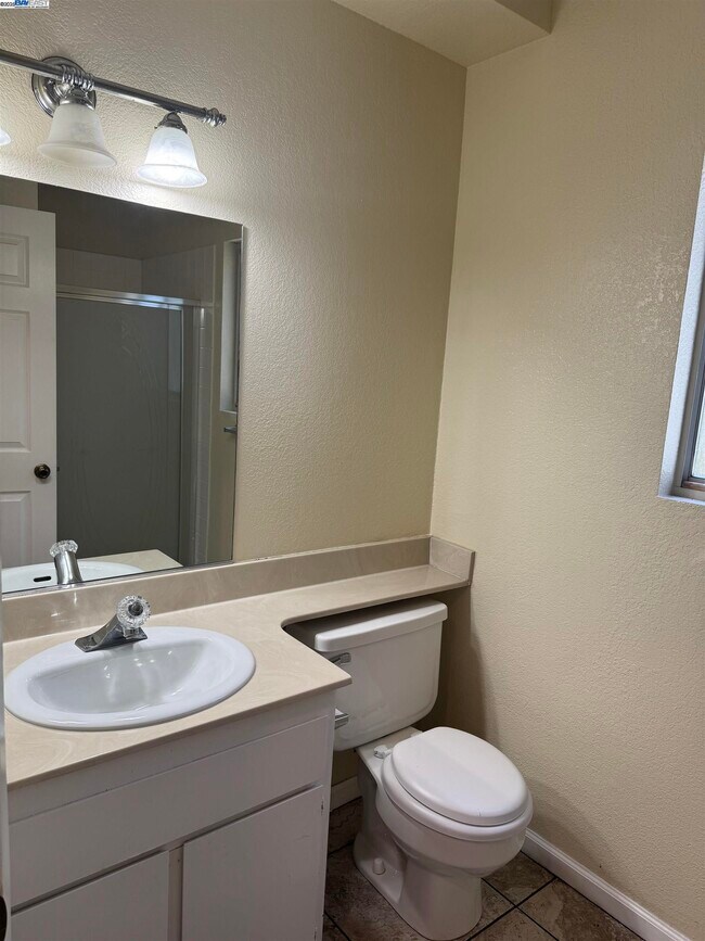 Building Photo - 7815 Canyon Meadows Cir