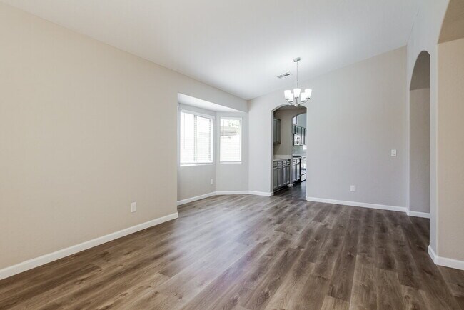 Building Photo - 15072 W Melvin St