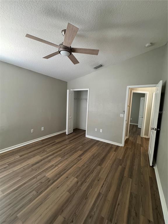 Building Photo - 18006 Birdwater Dr