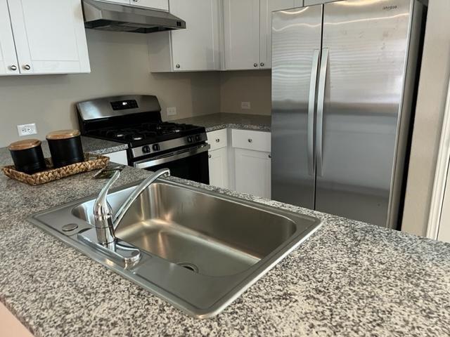 Building Photo - 450 Blue Stem Rd