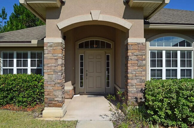 Building Photo - 32410 Pond Parke Pl