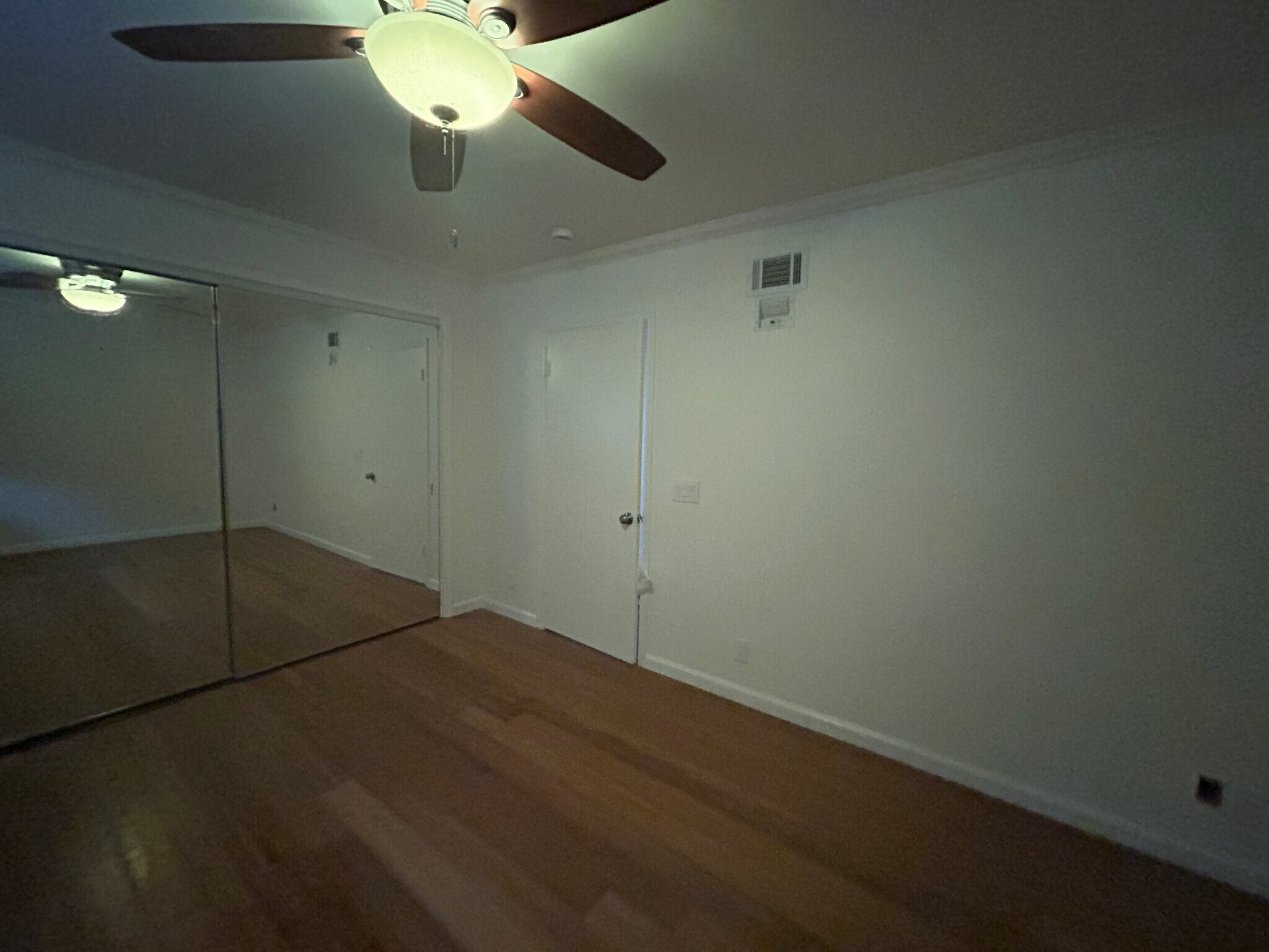 Building Photo - 1916 Felice Dr