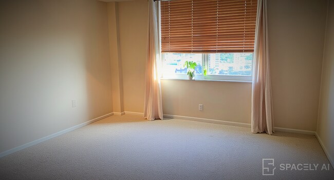 Building Photo - 777 Bayshore Dr