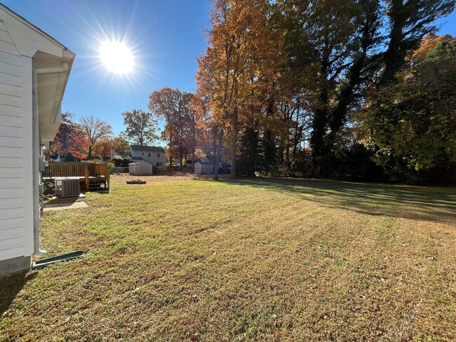 Building Photo - Charming 3-Bedroom Home in Newport News! "ASK ABOUT OUR ZERO DEPOSIT"
