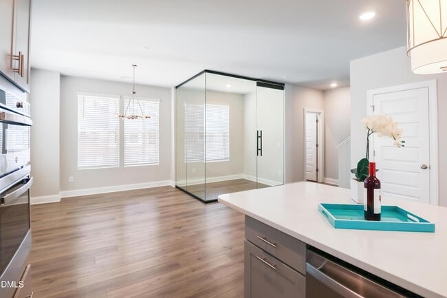 Building Photo - 1247 Shaw View Aly