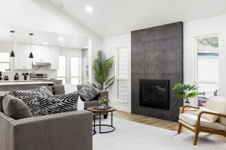 Building Photo - 15126 Forest Lodge Dr