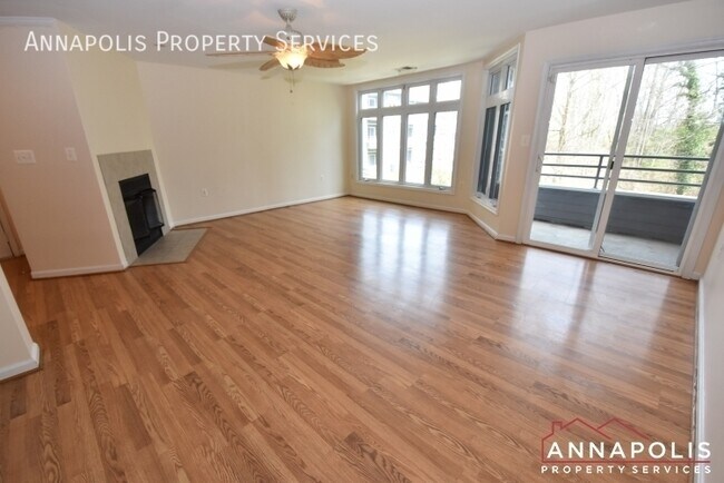 Building Photo - 1132 Lake Heron Dr