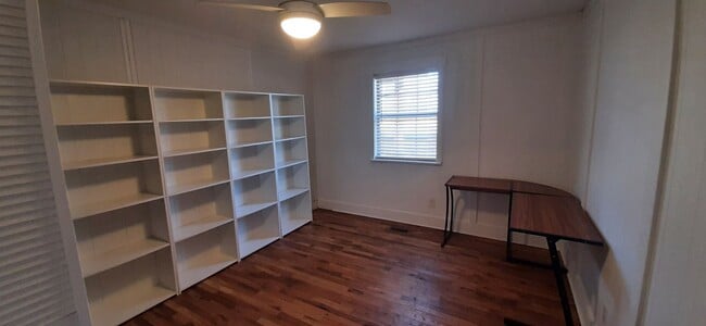 Building Photo - 156 Bailey St