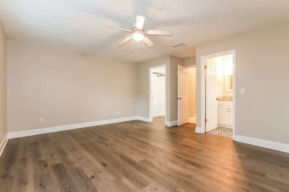 Building Photo - 3215 Las Brisas Dr
