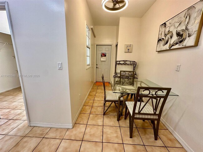 Building Photo - 6500 SW 160th Ct