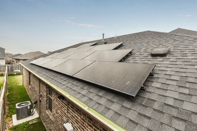 Building Photo - 9123 Eskesen Dr