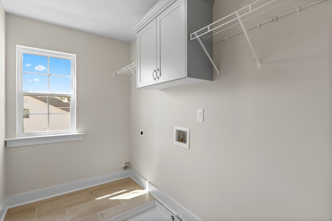 Building Photo - 721 Ronaldsay Rd
