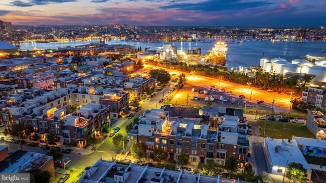 Building Photo - 1600 Beason St