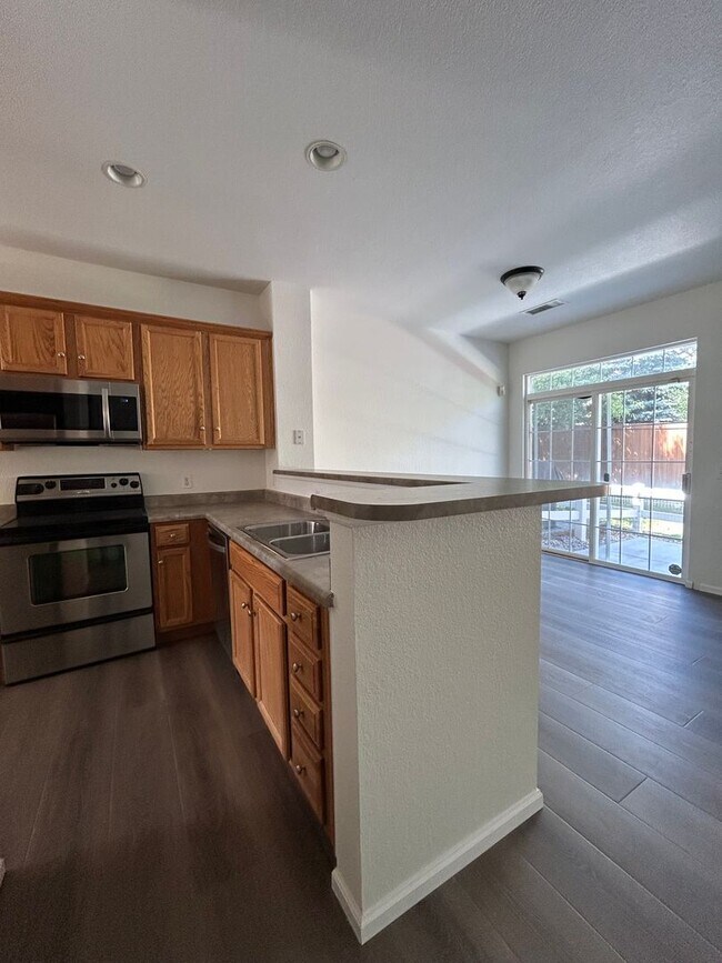 Building Photo - 4409 S Jebel Ln