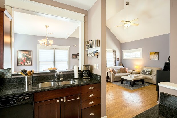 Building Photo - Charming 2 Bedroom House in Great Condition in Grant Park!