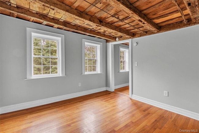 Building Photo - 115 Turk Hill Rd