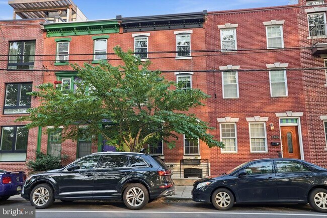 Building Photo - 2407 Grays Ferry Ave