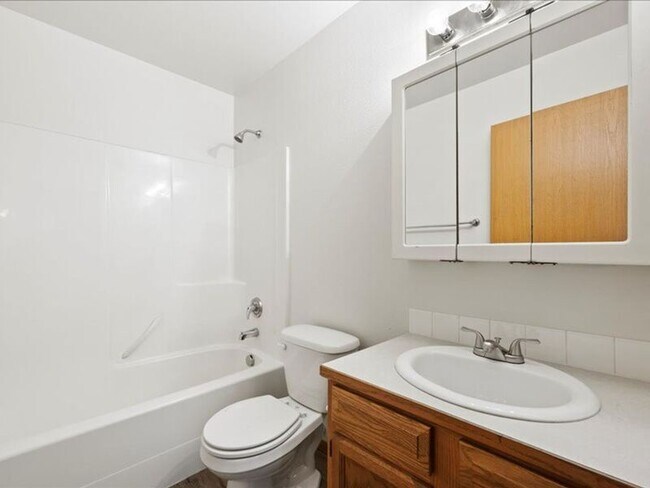 Building Photo - 6305 Chapel Hill Blvd