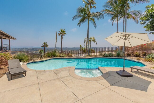 Building Photo - Spectacular Furnished 4 Bedroom/ 3 Bath Mid-Century Modern Retreat in Encinitas