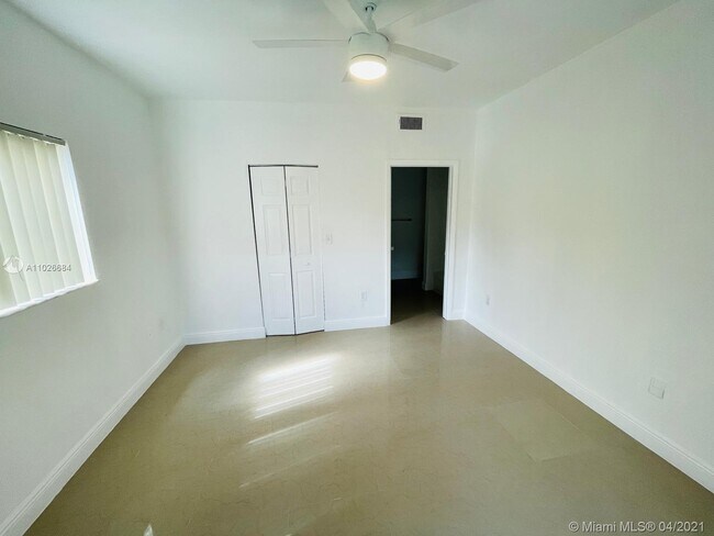 Building Photo - 2445 SW 18th Terrace