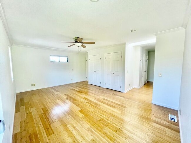 Building Photo - $4,100 /Month Charming Three bed, Three fu...