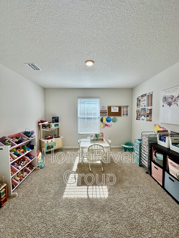 Building Photo - 2316 Kirkwood Dr