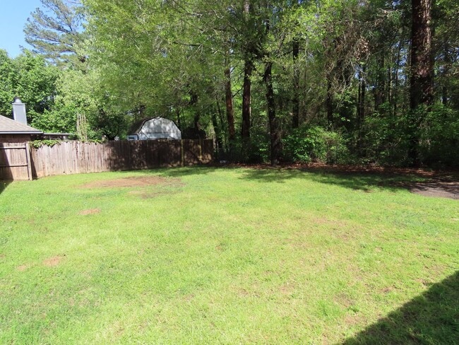 Building Photo - Charming 3 Bedroom, 2 Bath House in Flint-...