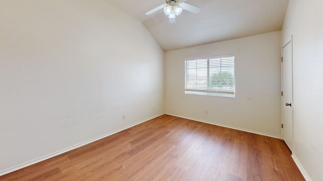 Building Photo - 4302 Jeff Scott Dr