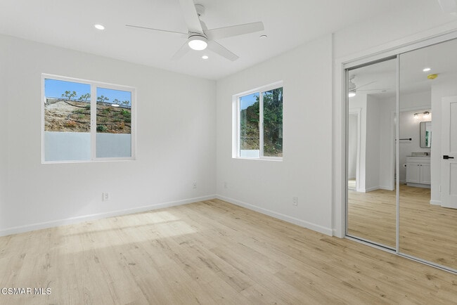 Building Photo - 265 McKnight Rd