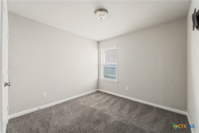 Building Photo - 3314 Addison St