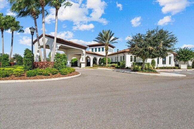 Building Photo - 5524 Little Path Dr