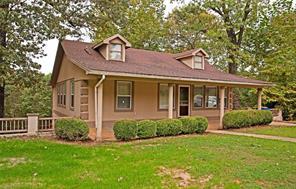 Building Photo - 10123 Summit Dr