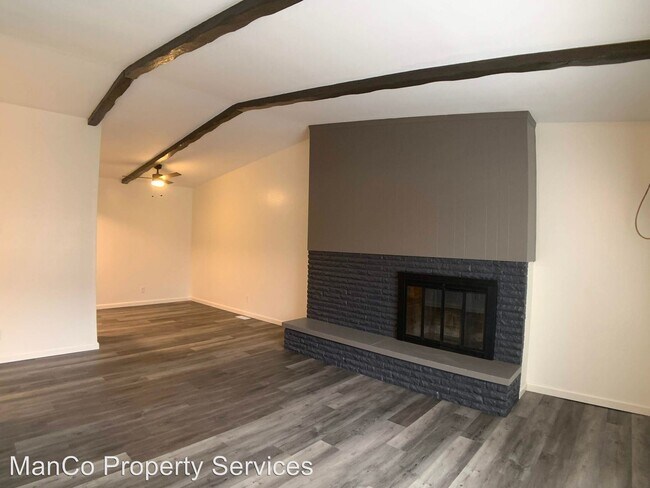 Building Photo - 3294 Wilmington Pike