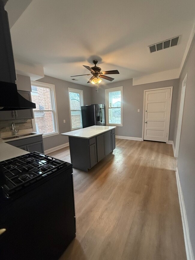 Building Photo - 1232 Wenonah Ave