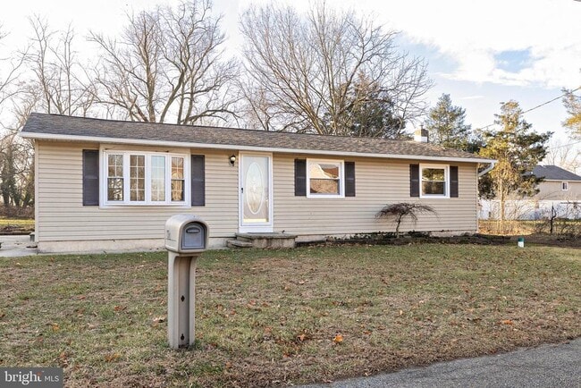 Building Photo - 130 Pulaski Ave