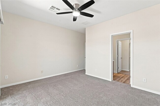 Building Photo - 8852 Regatta Bay Pl